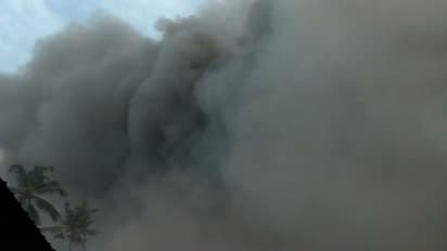 ബ്രഹ്മപുരം തീപിടിത്തം: കൊച്ചി നഗരത്തിൽ കനത്ത പുക, തീയണക്കാൻ ശ്രമം തുടരുന്നു