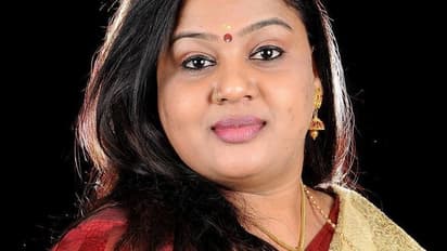 14 வயசில் திருமணம்.. 2 வருடத்தில் முடிவுக்கு வந்த வாழ்க்கை! அங்காடி தெரு சிந்துவுக்கு இவ்வளவு கஷ்டங்களா?