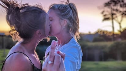 கோலிக்கு ப்ரொபோஸ், அர்ஜூன் டெண்டுல்கருடன் டேட்டிங் செய்த டேனியல் வியாட் தனது காதலியை கரம் பிடித்தார்!