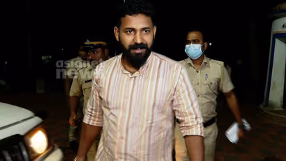 'ആകാശ് തില്ലങ്കേരി ജയിലിൽ വെച്ച് ആറ് മണിക്കൂർ കാമുകിയോട് സല്ലപിച്ചു': മുൻ ആരോപണം സഭയിൽ ആവർത്തിച്ച് ടി സിദ്ധിഖ്