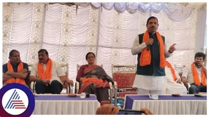 ಪಕ್ಷ ಸೇರ್ಪಡೆ ಮುನ್ನವೇ ಬಿಜೆಪಿ ಸಭೆಯಲ್ಲಿ ಕಾಣಿಸಿಕೊಂಡ ಸುಮಲತಾ, ಮೋದಿ ಕಾರ್ಯಕ್ರಮ ಯಶಸ್ವಿಗೆ ಕರೆ