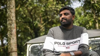 அவரு சிரிப்பு இன்னும் கண்ணுக்குள்ளே நிக்குது.. அதற்குள் இப்படியா? கடைசியாக எடுத்த போட்டோவுடன் திமுகவினர்..!