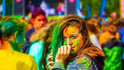 Holi 2023: Step-by-step guide to create customised WhatsApp stickers