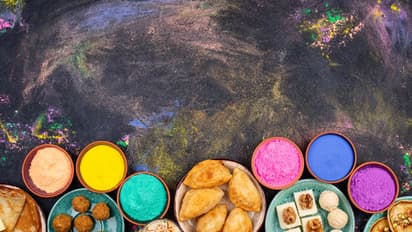 Holi 2023: Gujiya to Thandai- 5 desserts you can binge eat during the festival