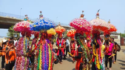 Uttara Kannada: ಕರಾವಳಿಯಲ್ಲಿ ಸುಗ್ಗಿ ಕುಣಿತದೊಂದಿಗೆ ನಡೆಯುತ್ತೆ ವಿಭಿನ್ನ ರಂಗು ರಂಗಿನ ಹೋಳಿ