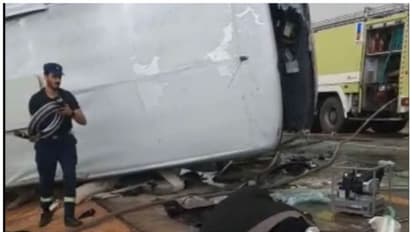 സൗദി അറേബ്യയില് ബസ് മറിഞ്ഞ് രണ്ട് പേര് മരിച്ചു; 21 പേര്ക്ക് പരിക്ക്