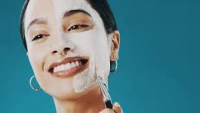 Here are 7 reasons why you should avoid bleaching your face