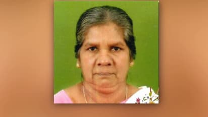 പറമ്പിലെ ചവർ ജീവനെടുത്തു: തീ ആളിപ്പടർന്ന് വീട്ടമ്മ വെന്തുമരിച്ചു