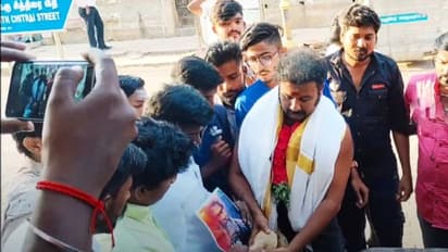 சிம்புவின் திருமணம் இப்படித்தான் நடக்கும்... மீனாட்சி அம்மன் கோவிலில் கூல் சுரேஷ் பேட்டி