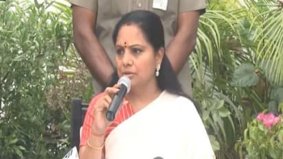 ഇഡിക്കു മുന്നിൽ നാളെ വീണ്ടും ഹാജരാവാനിരിക്കെ ജന്ദർ മന്തറിൽ നിരാഹാര സമരവുമായി കവിത