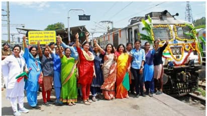రైల్వే శాఖలో మహిళా సాధికారత.. బెంగళూరు-మైసూరు రాజ్య రాణి ఎక్స్ప్రెస్ నడిపిన మహిళలు