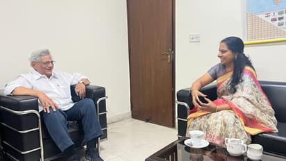 ఢిల్లీలో కవిత బిజిబిజీ.. సీతారాం ఏచూరితో భేటీ, రేపటి దీక్షకు రావాల్సిందిగా ఆహ్వానం