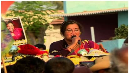 മോദിയില് വിശ്വസിക്കുന്നു, പിന്തുണ ബിജെപിക്ക്, നയം വ്യക്തമാക്കി സുമലത, മാണ്ഡ്യയില് പൊടിപാറും