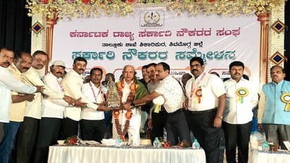 ನೌಕ​ರರ ಬಲಿಷ್ಠ ಹೋರಾ​ಟಕ್ಕೆ ಸರ್ಕಾರ ತಲೆ​ಬಾ​ಗ​ಬೇ​ಕಾ​ಗಿ​ದೆ: ಯಡಿ​ಯೂ​ರಪ್ಪ