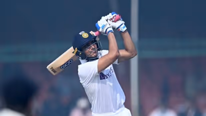 IND vs AUS: ஏமாத்திய ரோகித் சர்மா, அரைசதம் அடித்து விளையாடி வரும் சுப்மன் கில் - இந்தியா நிதான ஆட்டம்!