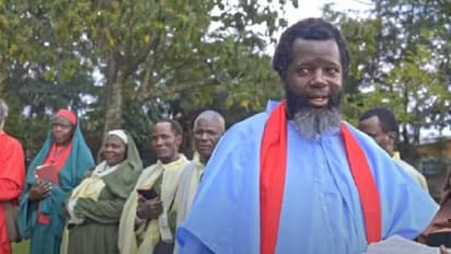 യേശു ക്രിസ്‍തുവാണെന്ന് കെനിയക്കാരൻ, നാട്ടുകാർ കുരിശിൽ തറക്കാനൊരുങ്ങി, രക്ഷിക്കണമെന്ന് പറഞ്ഞ് പൊലീസ് സ്റ്റേഷനിൽ