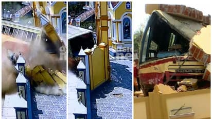 സ്പീഡ് ഗവർണർ മുറിഞ്ഞ നിലയിൽ, ജിപിഎസും ഇല്ല; പത്തനംതിട്ടയിൽ അപകടത്തിൽപ്പെട്ട കെഎസ്ആർടിസി ബസിൽ എംവിഡി പരിശോധന 