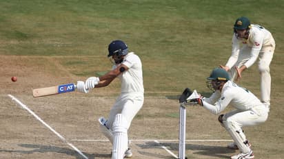 ஷ்ரேயாஸ் ஐயருக்குப் பதில் ஜடேஜா களமிறங்க காரணம் என்ன? வெளியான உண்மை தகவல்!