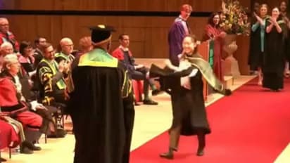 ബിരുദദാന ചടങ്ങിനിടെ വേദിയിൽ തലകുത്തി മറിഞ്ഞ് പെൺകുട്ടി; വൈറലായി വീഡിയോ