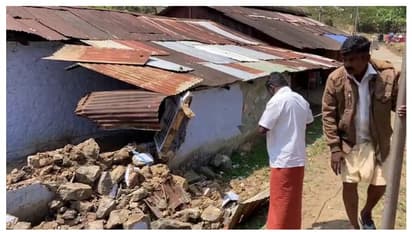 കാട്ടാന തകര്ത്ത റേഷന് കട പുനര്നിർമിച്ചില്ല; പ്രതിഷേധം, നടപടിയെന്ന് ഉറപ്പ്, സമരം അവസാനിപ്പിച്ചു