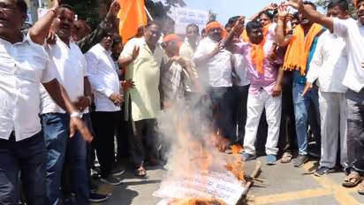 ಹಿಂದು ಧರ್ಮದ ರಕ್ಷಕನೆಂದು ಹೇಳಿಕೊಂಡು ದೇವಾಲಯದ ಭೂಮಿ ಕಬಳಿಸಿದ ಬಿಜೆಪಿ ಶಾಸಕ: ಪ್ರತಿಭಟನೆ