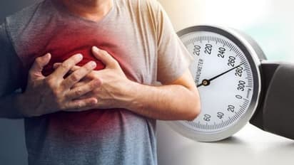 Health Tip: ഉയർന്ന രക്തസമ്മർദ്ദം; ഈ ലക്ഷണങ്ങളെ അവഗണിക്കരുത്...