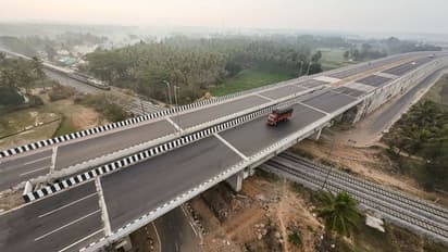 Congress, pro-Kannada outfits stage protest on Bengaluru-Mysuru Expressway against 'high toll rate'