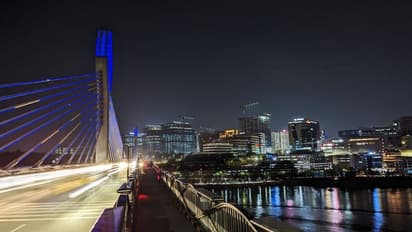 వాహనదారులకు అలర్ట్.. దుర్గం చెరువు కేబుల్ బ్రిడ్జిపై బండి ఆపితే రూ.2 వేల ఫైన్