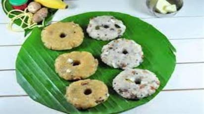 இன்று காரடையான் நோன்பிற்கு மாலை இந்த இனிப்பு அடையை நெய்வேத்தியமாக படைத்து வழிபடுங்க!