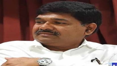 ఢిల్లీ లిక్కర్ స్కామ్.. వరుసగా రెండో రోజు ఈడీ కార్యాలయానికి కవిత ప్రతినిధి సోమా భరత్..