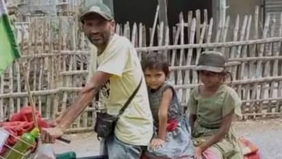 പ്ലാസ്റ്റിക്കിനെതിരെ ബോധവത്കരണം, സന്ദേശവുമായി സൈക്കിളിൽ മക്കൾക്കൊപ്പം ഇന്ത്യ ചുറ്റി യുവാവ്