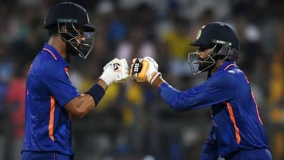 സെഞ്ചുറി കൂട്ടുകെട്ട്, നേട്ടങ്ങളുടെ പട്ടികയില് രാഹുല്- ജഡേജ സഖ്യം! ഓസീസിനെതിരെ നാലാം തവണ മാത്രം