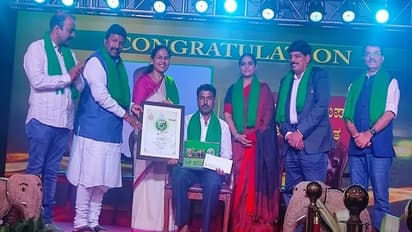ಕೃಷಿ ಕ್ಷೇತ್ರದ 12 ಸಾಧಕರಿಗೆ ಕನ್ನಡಪ್ರಭ, ಏಷ್ಯಾನೆಟ್‌ ಸುವರ್ಣ ನ್ಯೂಸ್‌ ರೈತ ರತ್ನ ಪ್ರಶಸ್ತಿ ಪ್ರದಾನ