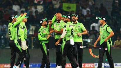 PSL 2023: 2வது எலிமினேட்டரில் பெஷாவர் அணியை வீழ்த்தி லாகூர் காலண்டர்ஸ் ஃபைனலுக்கு தகுதி