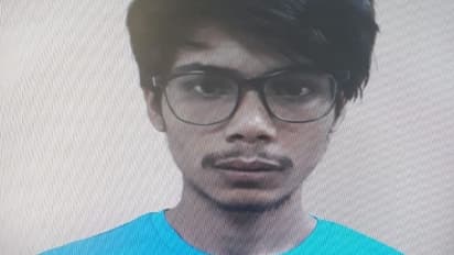 ವಿಮಾನದಲ್ಲಿ ಮಾಡಬಾರದ್ದನ್ನ ಮಾಡಿ ಜೈಲು ಸೇರಿದ ಭೂಪ..!