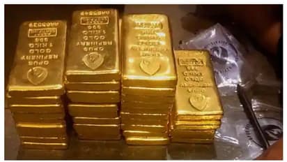 കണ്ണൂർ വിമാനത്താവളത്തിൽ സ്വർണ്ണ വേട്ട; 53ലക്ഷത്തിന്റെ സ്വർണ്ണം പിടികൂടി