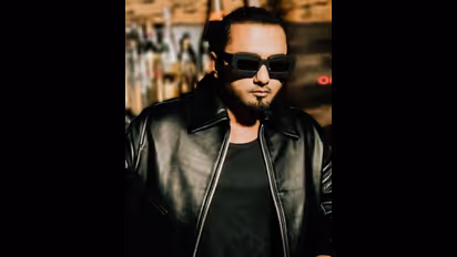 Yo Yo Honey Singh scared after he receives death threat call from Goldy Brar