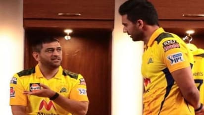 ஐபில் தொடரிலிருந்து தோனி ஒய்வு பெறுவது எப்போது? தீபக் சாஹர் வெளியிட்ட உண்மை!