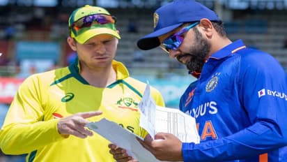 சென்னையில் 50 ஆவது போட்டி: சாதிக்குமா இந்தியா? வார்னரை களமிறக்கிய ஆஸ்திரேலியா பேட்டிங் ஃபர்ஸ்ட்!