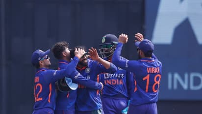 ഇഷാന് കിഷന് ഇടമില്ല, പകരം സഞ്ജു; സര്പ്രൈസുകളുമായി ഇന്ത്യയുടെ ലോകകപ്പ് ടീമിനെ തെരഞ്ഞെടുത്ത് മുന് താരം