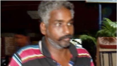 തിരുവനന്തപുരം നഗരത്തിലെ വീട്ടിലെ ബാത്ത്റൂമിൽ മൊബൈൽ, ദൃശ്യങ്ങൾ പകർത്തവേ നാട്ടുകാർ കണ്ടു; ഓടിച്ചിട്ട് പിടിച്ചു