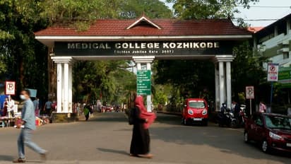 കോഴിക്കോട് മെഡിക്കൽ കോളേജ് പീഡനം; അതിജീവിതയെ സ്വാധീനിക്കാൻ ശ്രമിച്ച കേസിൽ കുറ്റപത്രം സമർപ്പിച്ചു