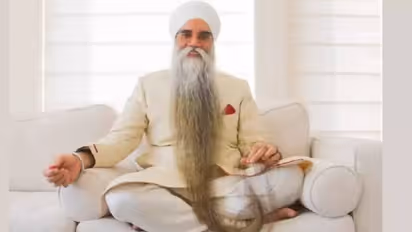 ലോകത്തിലെ ഏറ്റവും വലിയ താടിക്കാരൻ ഇതാ; നീളം 8 അടി 3 ഇഞ്ച്