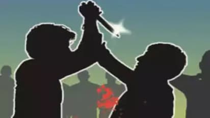 patna crime news young man killed by knief and dead body thrown on railway track zrua