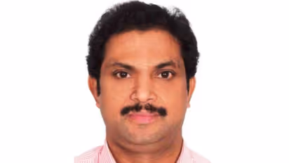 നാല് വര്ഷമായി നാട്ടില് പോകാനാവാതെ കഴിയവെ ജീവനൊടുക്കിയ പ്രവാസിയുടെ മൃതദേഹം നാട്ടിലെത്തിച്ചു