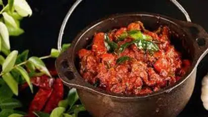 காரசாரமான மீன் ஊறுகாயை எப்படி செய்வது என்று தெரியுமா? 