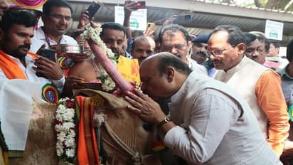 ‘ಪುಣ್ಯಕೋಟಿ ದತ್ತು’ಗೆ 100 ಕೋಟಿ ಸಂಗ್ರಹ ಗುರಿ: ಸಿಎಂ ಬೊಮ್ಮಾಯಿ