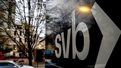 உலகில் திவாலாகும் வங்கிகள்; என்னவாகும் இந்திய வங்கிகளின் நிலைமை? அமெரிக்காவின் எதிர்காலம் என்ன?