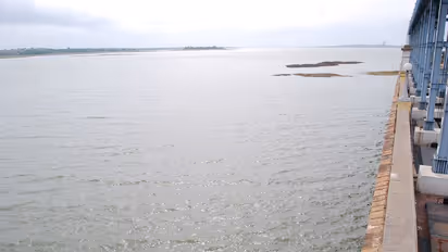 ಕೆಆರ್ಎಸ್ ನೀರಿನ ಮಟ್ಟ 100 ಅಡಿಗೆ ಕುಸಿತ: ಬೆಳೆಗಳಿಗೆ ಕೊರತೆ