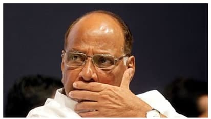 രാഹുൽഗാന്ധിയെ അയോഗ്യനാക്കിയ സംഭവം; ഭരണഘടനയുടെ അടിസ്ഥാന തത്വങ്ങൾക്കെതിരെന്ന് ശരത് പവാർ